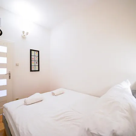 Tulip By Baltic Apartment *